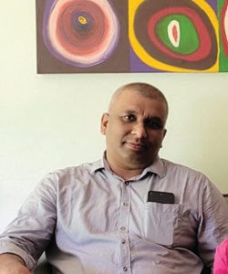  Dr. Rahul Raveendran